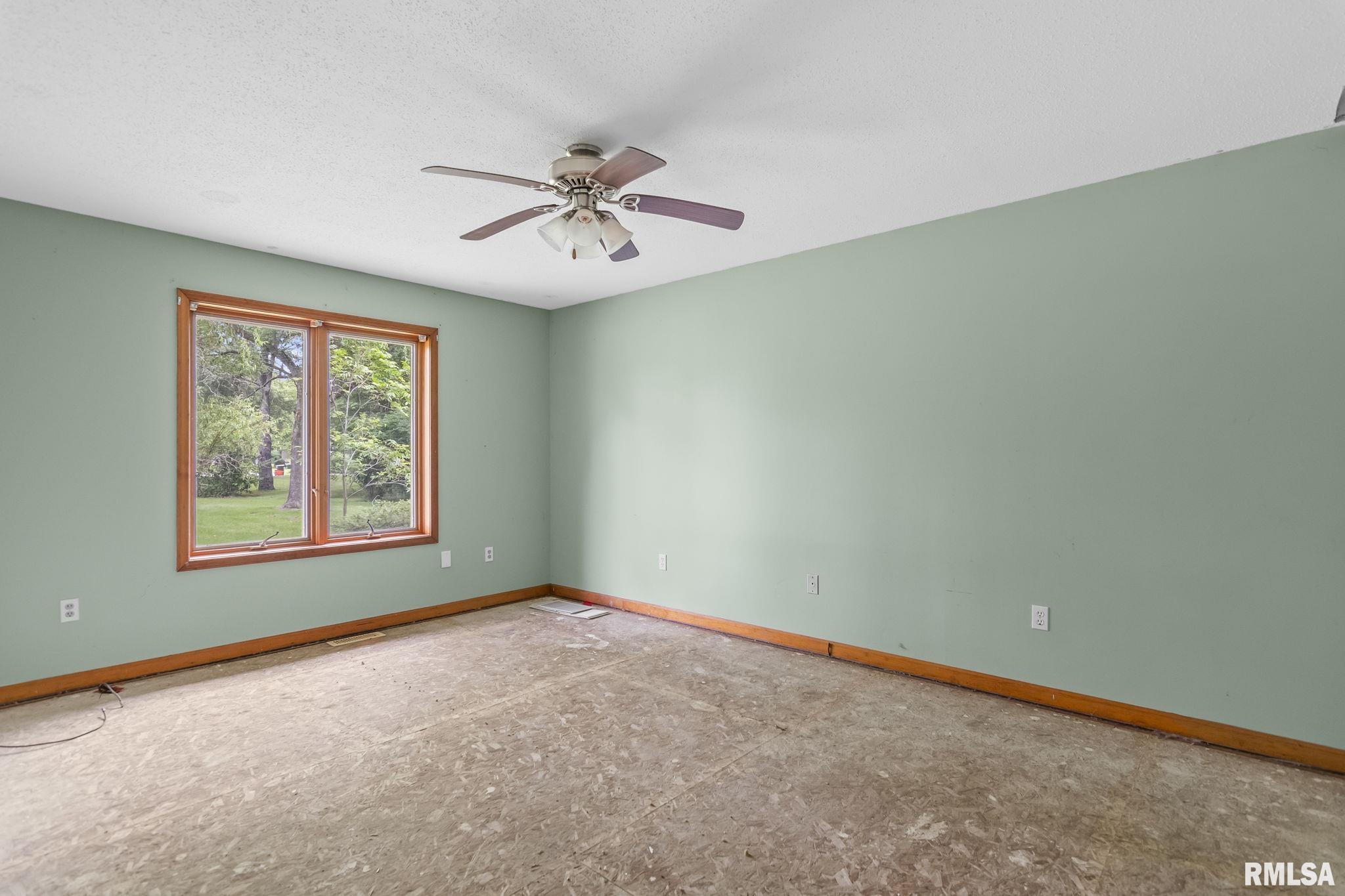 6454 Camino De Burlon Road Rochester, IL 62563 - Photo 28 of 38