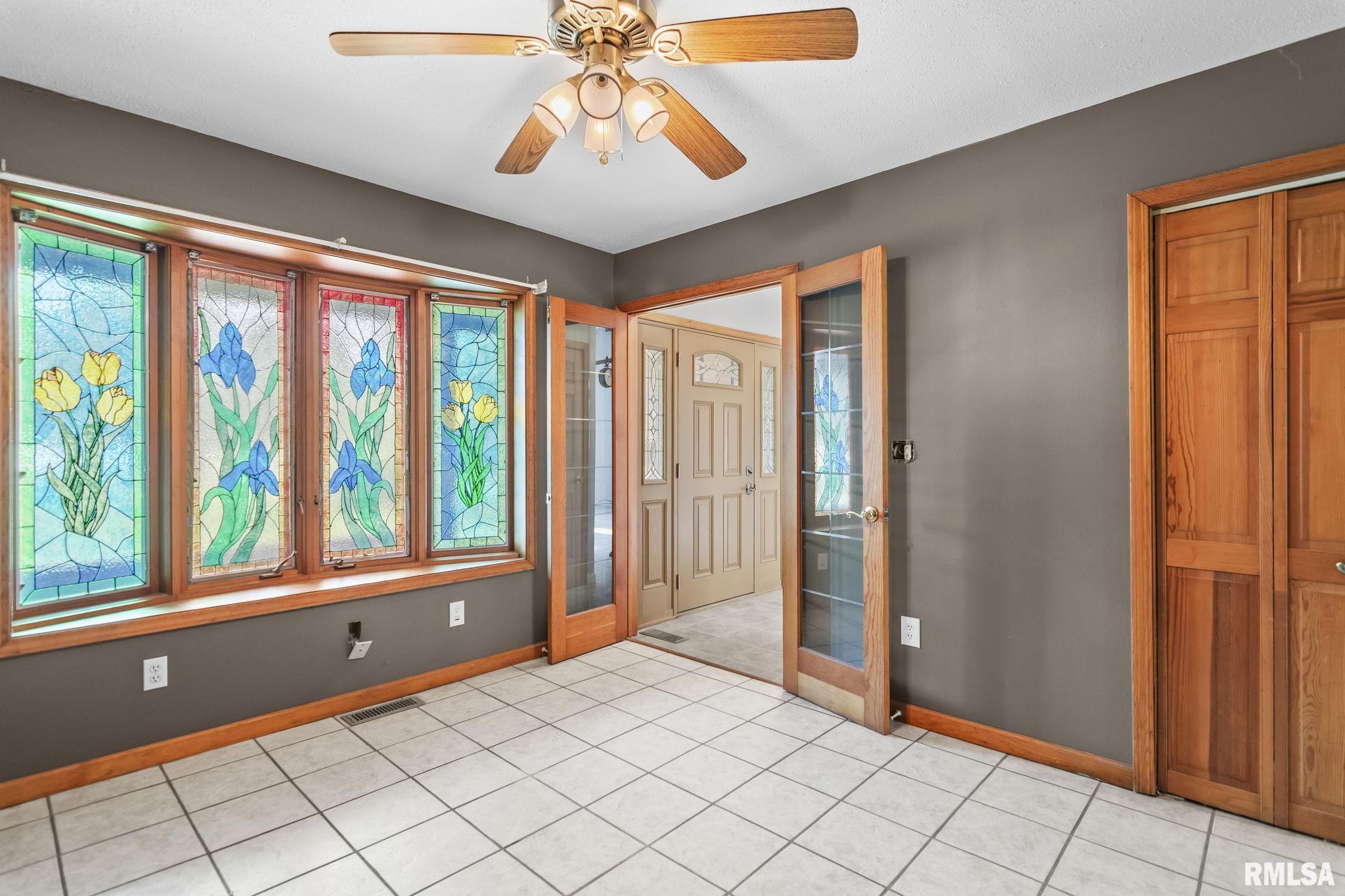 6454 Camino De Burlon Road Rochester, IL 62563 - Photo 6 of 38