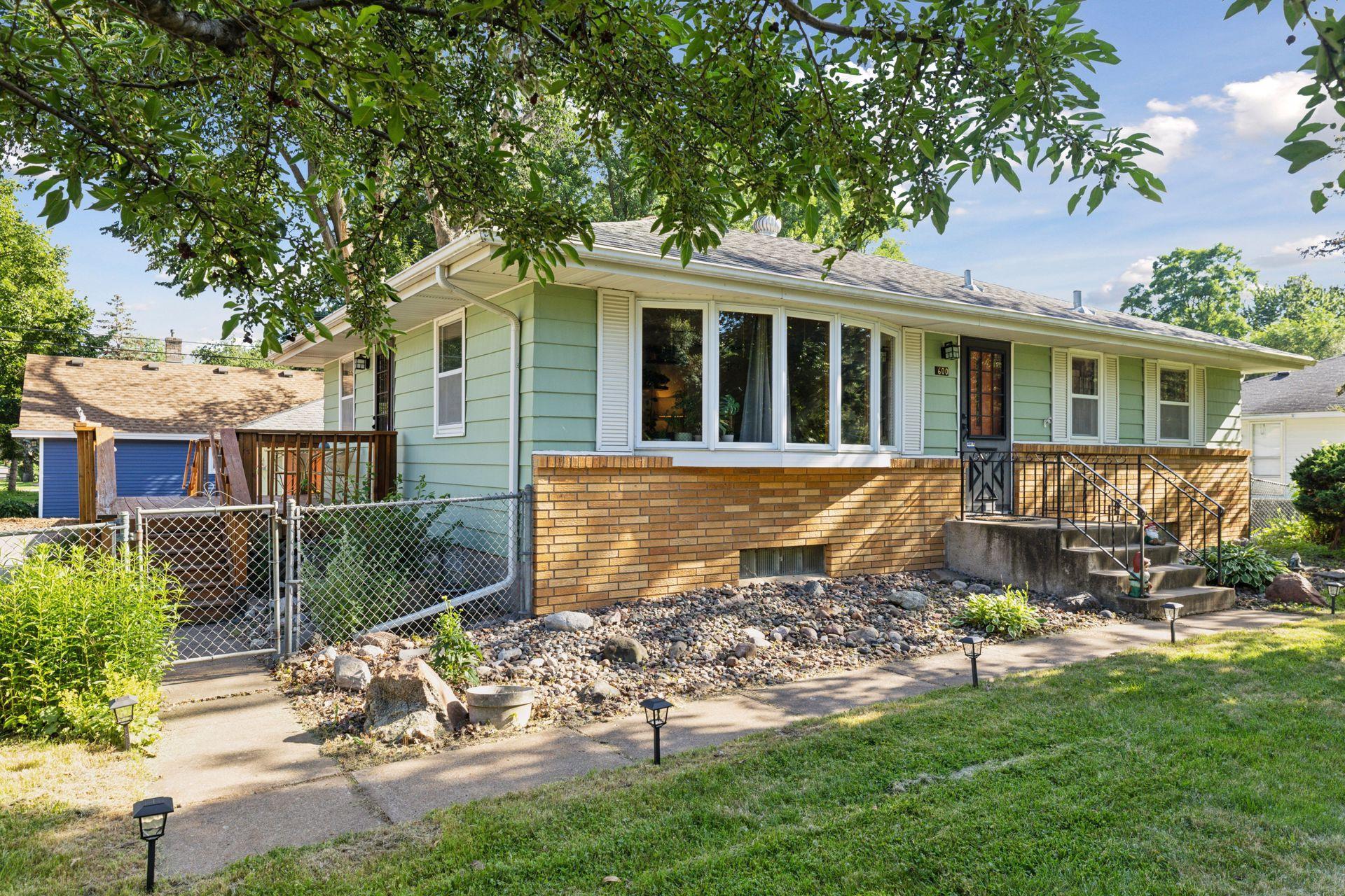 600 Kimball St Northeast