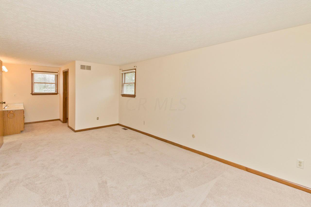 8047 Simfield Road Dublin, OH 43016 - Photo 28 of 55 Gallery Image 28