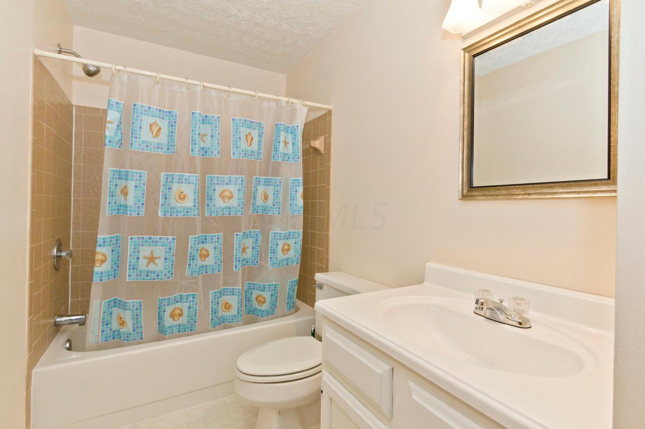 8047 Simfield Road Dublin, OH 43016 - Photo 38 of 55 Gallery Image 38