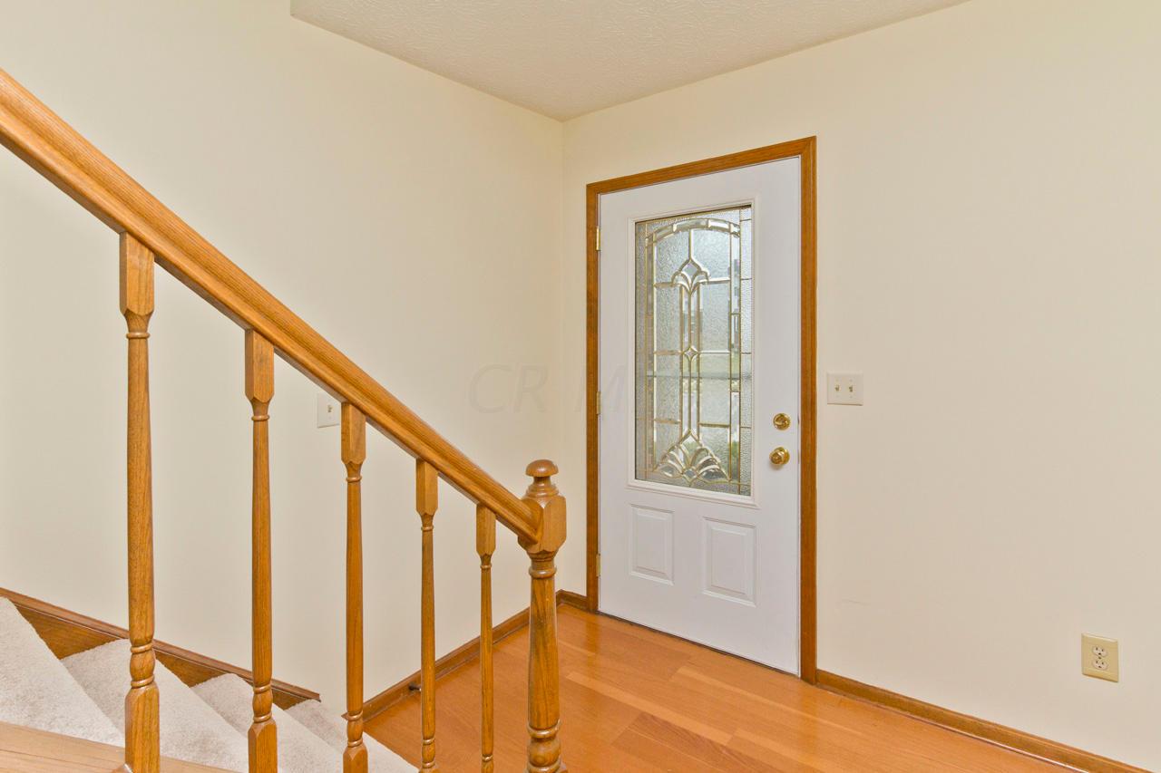 8047 Simfield Road Dublin, OH 43016 - Photo 7 of 55 Gallery Image 7