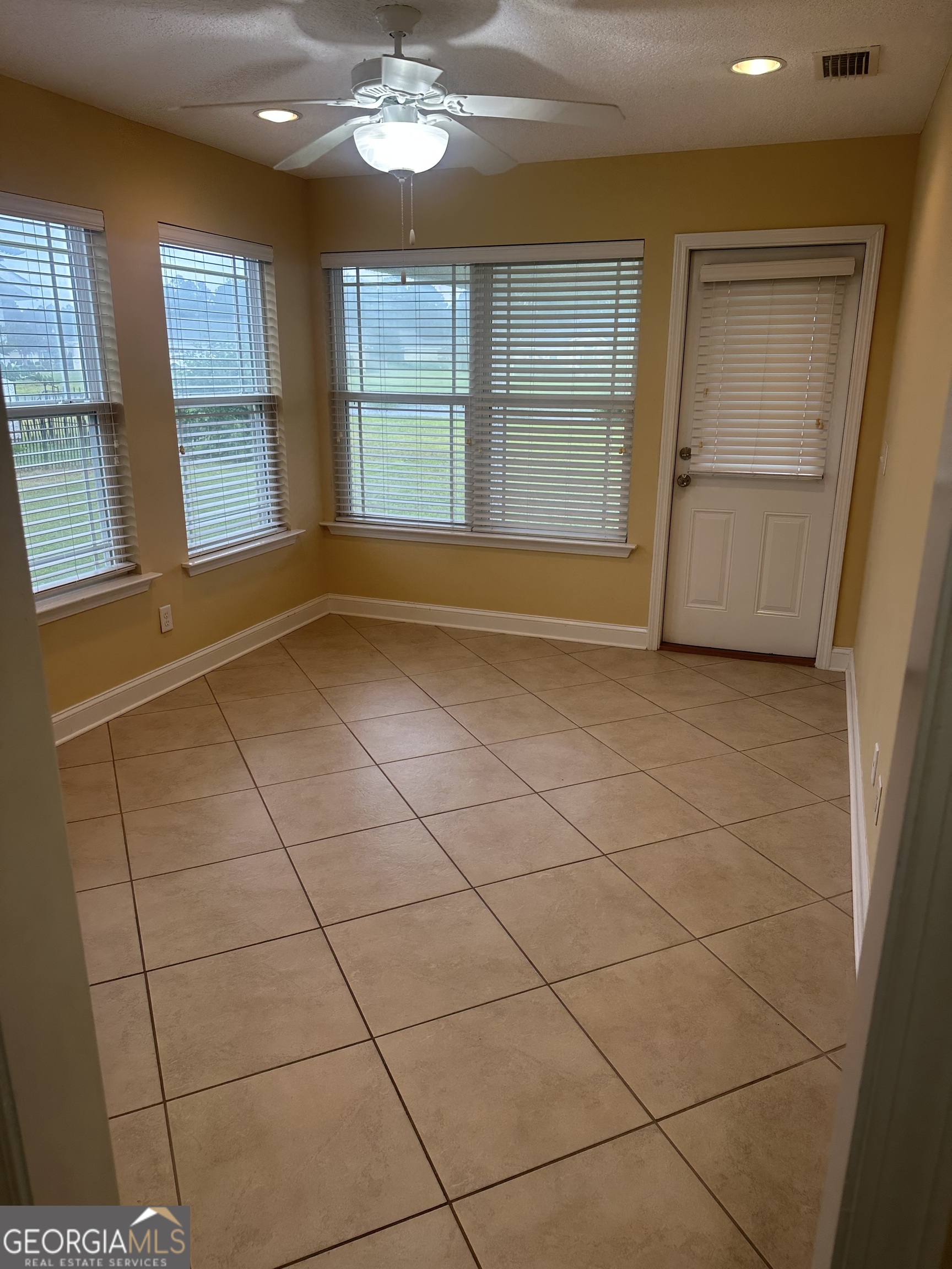 12 Fox Path St. Marys, GA 31558 - Photo 8 of 23 a view of an empty room with a window