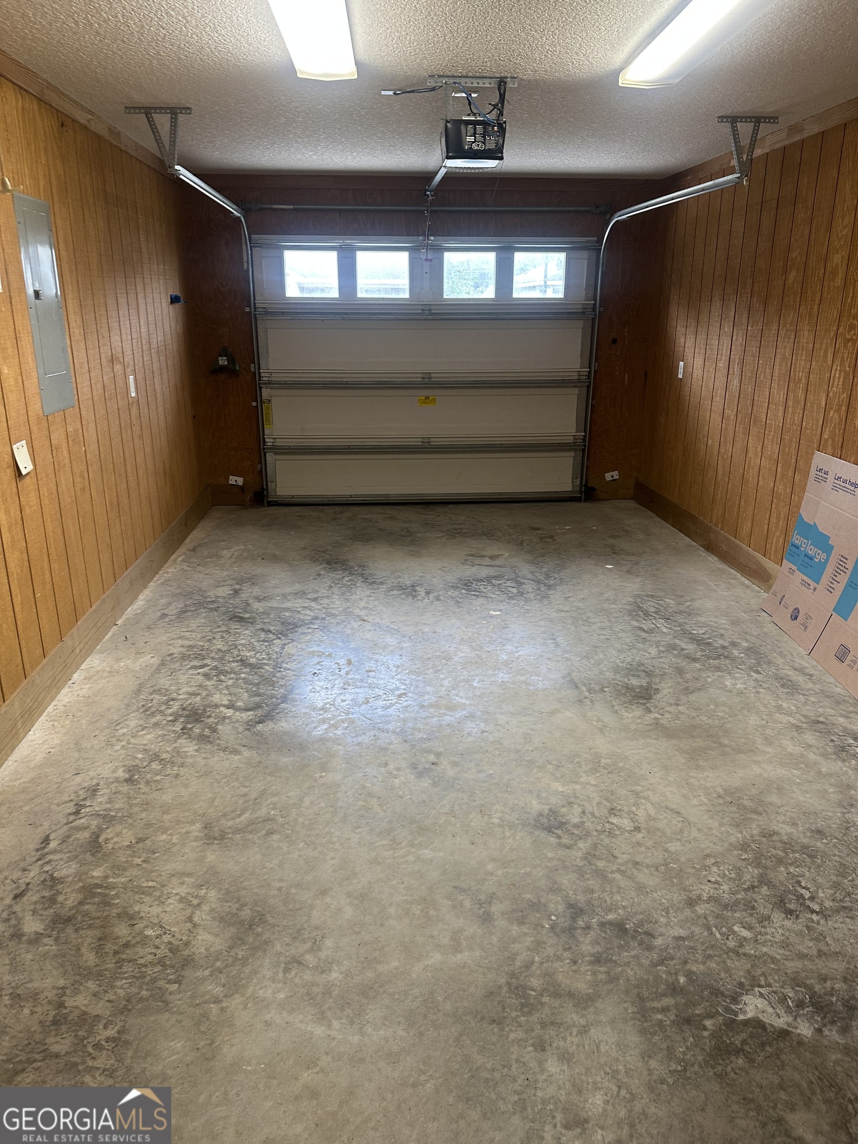 12 Fox Path St. Marys, GA 31558 - Photo 9 of 23 a view of an empty room