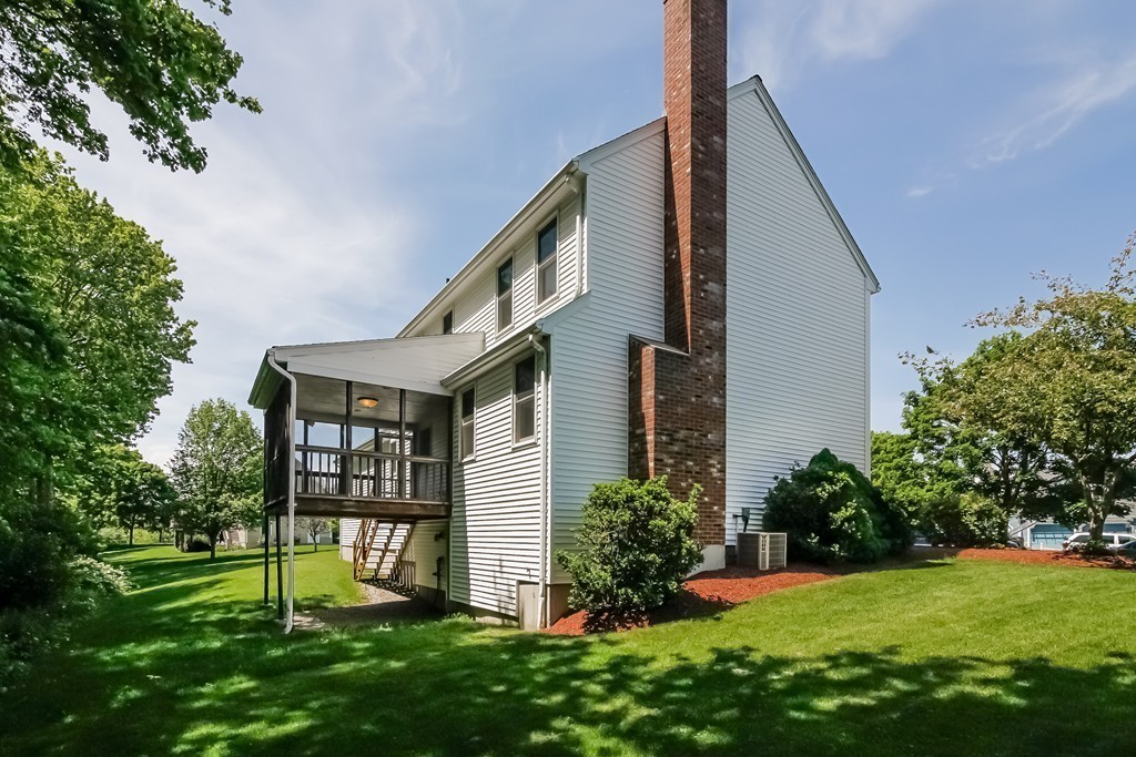 13 Henrys Path Upton, MA 01568 - Photo 4 of 21 Gallery Image 4