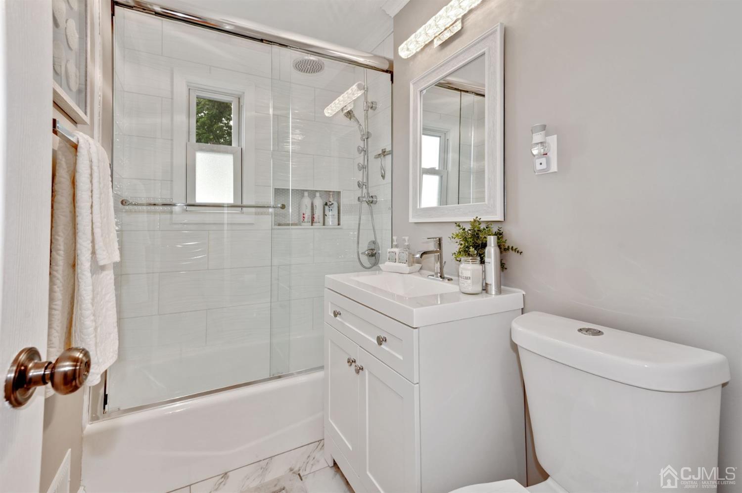 617 Princeton Road Linden, NJ 07036 - Photo 16 of 26