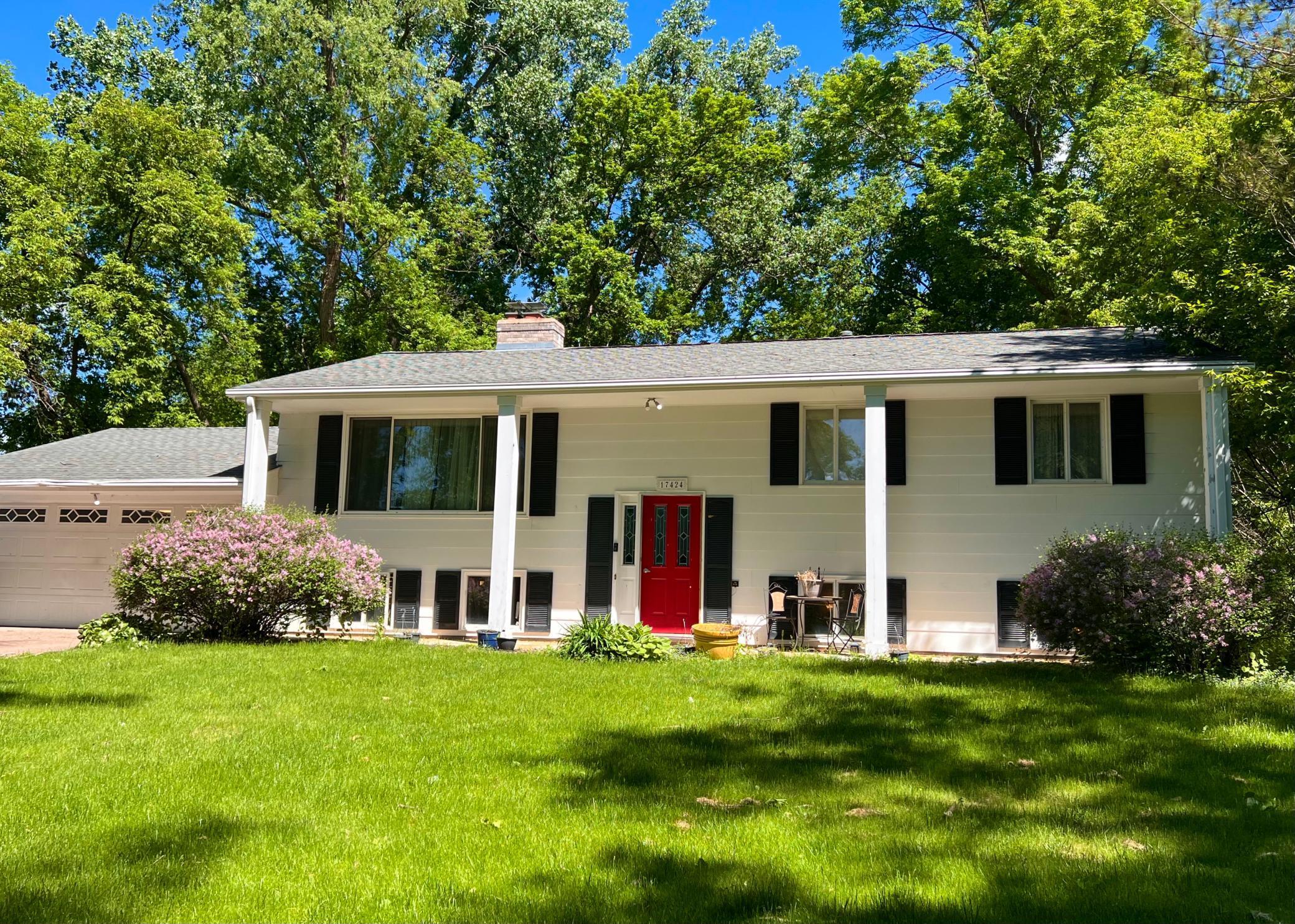 17424 Ridgeview Drive Minnetonka, MN 55345 - Photo 1 of 1 Gallery Image 1