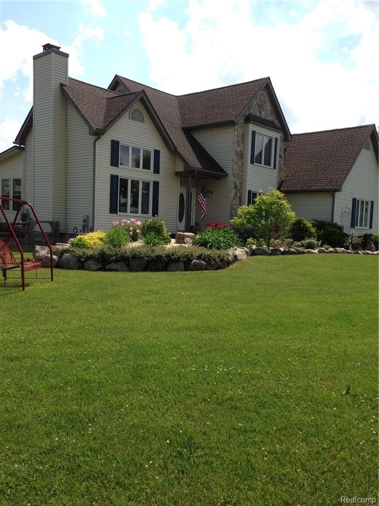 2554 Crooked Lake Road Howell, MI 48843 - Photo 42 of 44 Summer view