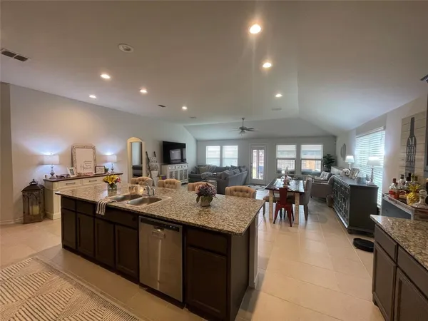 $2,450 | 2521 Weatherford Heights Drive, Weatherford, TX 76087