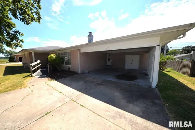 $120,000 | 23 Greve Drive, Centralia, IL 62801