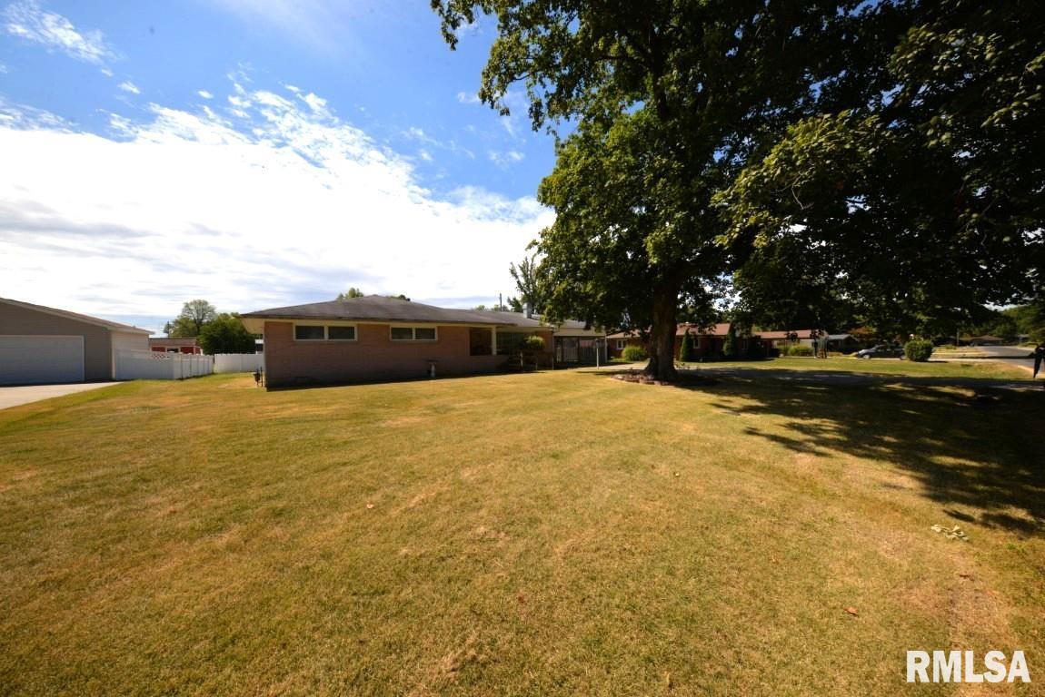 23 Greve Drive Centralia, IL 62801 - Photo 6 of 27