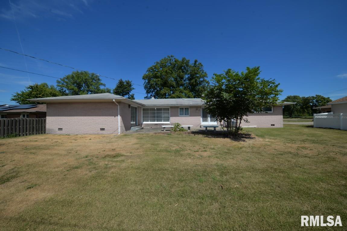 23 Greve Drive Centralia, IL 62801 - Photo 8 of 27