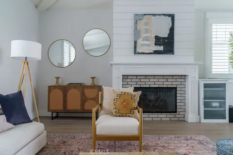 $2,149,000 | 809 19th Street, Hermosa Beach, CA 90254