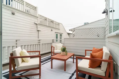 $2,149,000 | 809 19th Street, Hermosa Beach, CA 90254