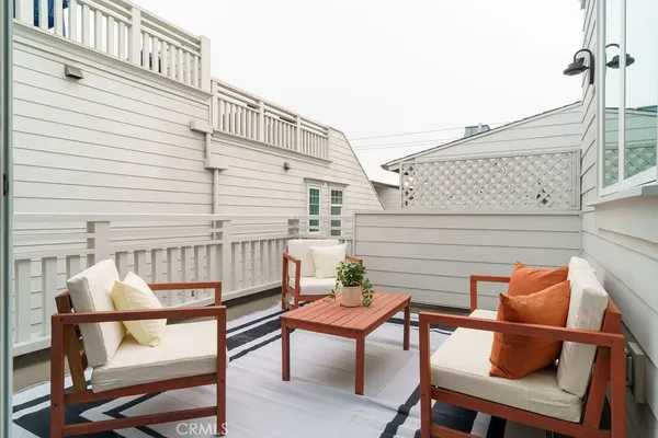 $2,149,000 | 809 19th Street, Hermosa Beach, CA 90254