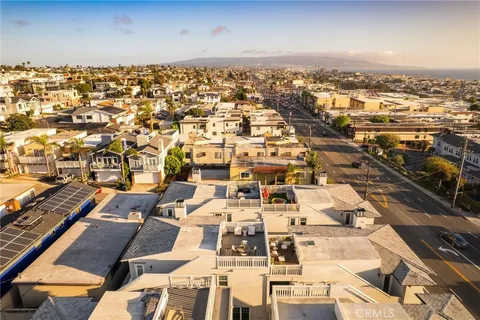 $2,149,000 | 809 19th Street, Hermosa Beach, CA 90254