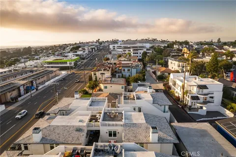 $2,149,000 | 809 19th Street, Hermosa Beach, CA 90254