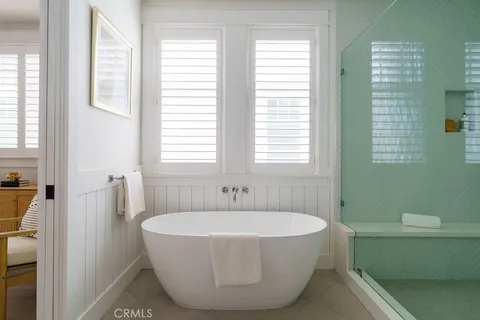 $2,149,000 | 809 19th Street, Hermosa Beach, CA 90254