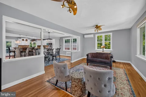$950,000 | 320 Barneston Road, Glenmoore, PA 19343