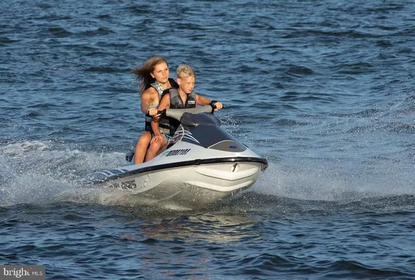 $353,500 | 1 Jolly Rodger Drive, Greenbackville, VA 23356