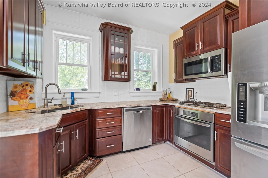 1214 Bridge Road Charleston, WV 25314 - Photo 17 of 48 Gallery Image 17