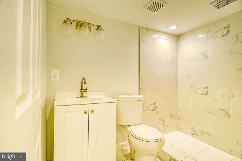 9430 Ridgely Avenue Baltimore, MD 21234 - Photo 13 of 32 Gallery Image 13