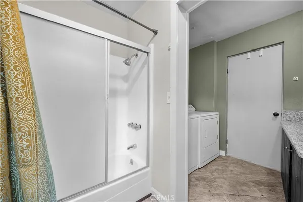 $1,950 | 30901 Live Oak Drive, Running Springs, CA 92382