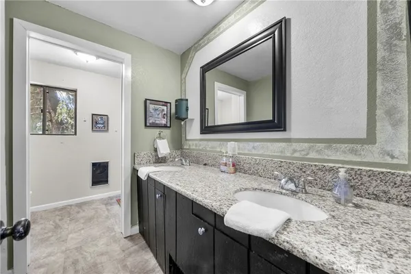 $1,950 | 30901 Live Oak Drive, Running Springs, CA 92382