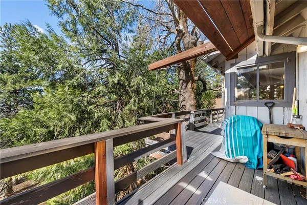 $1,950 | 30901 Live Oak Drive, Running Springs, CA 92382