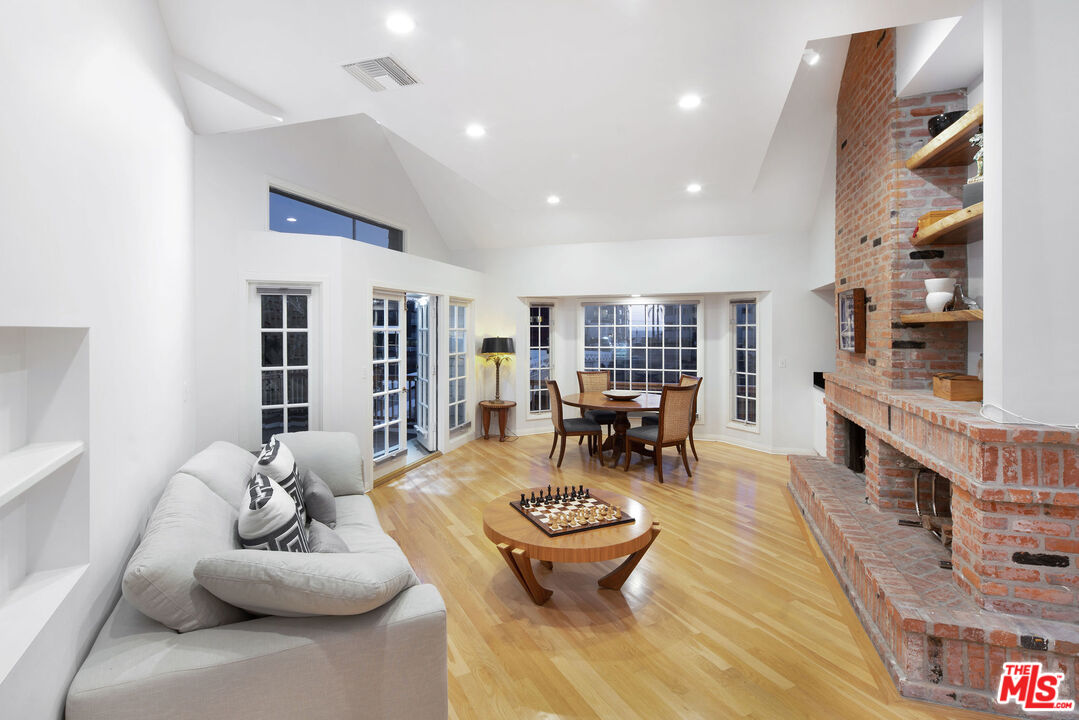 4219 Roma Court Marina del Rey, CA 90292 - Photo 49 of 54