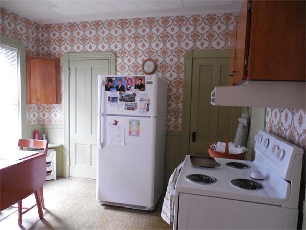 18 Mckinley Road Worcester, MA 01605 - Photo 2 of 6 Gallery Image 2