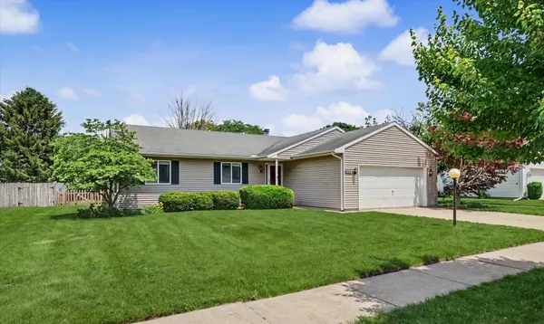 $275,000 | 3112 Valerie Drive, Champaign, IL 61822