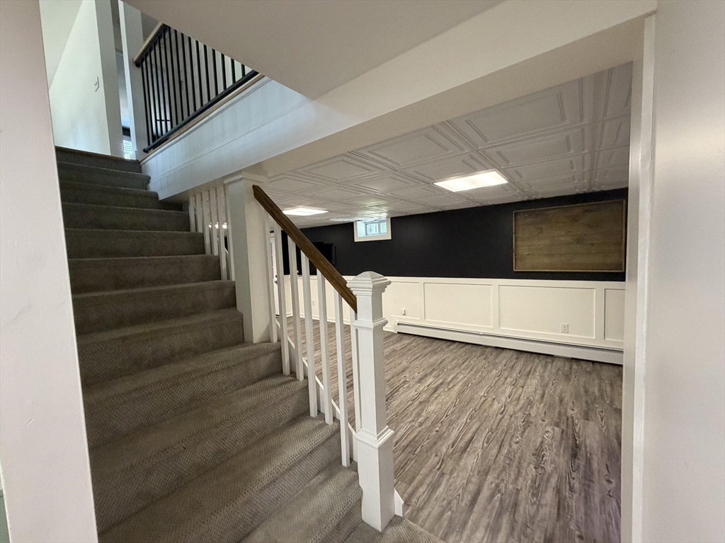 8 Fairbrook Road Framingham, MA 01701 - Photo 25 of 42