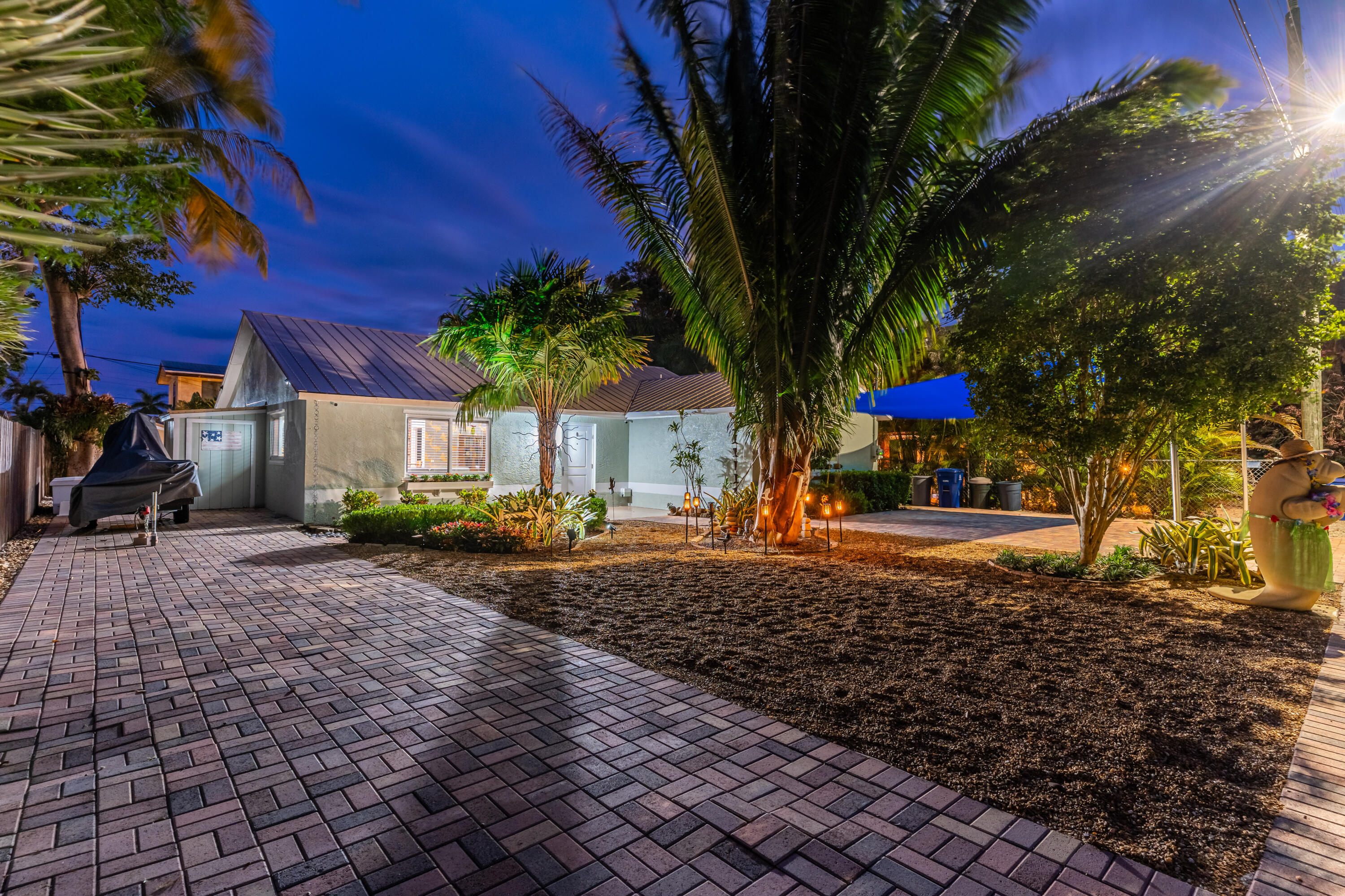 114 1st Street Key Largo, FL 33037 - Photo 1 of 42 1141stSt-42