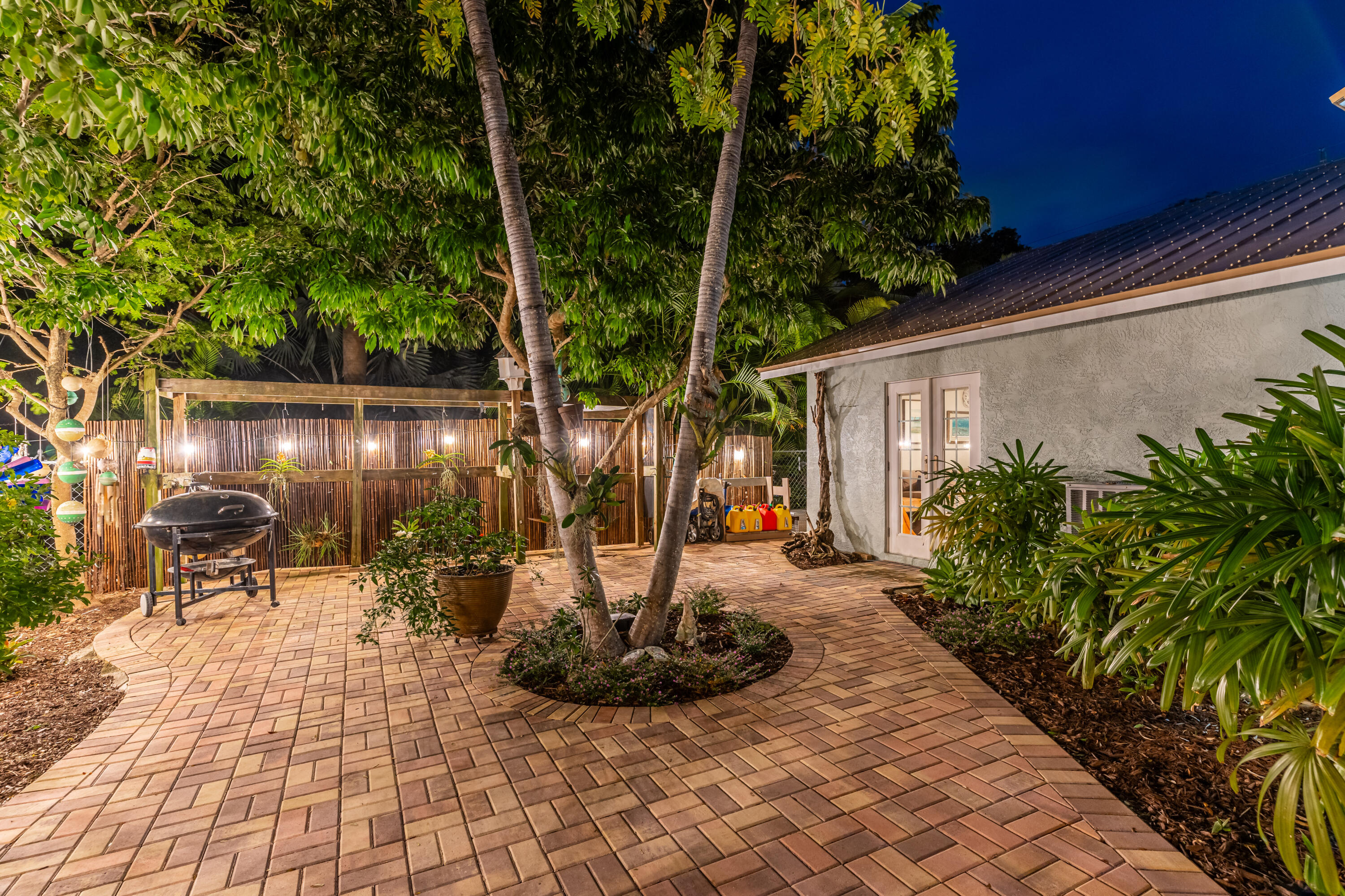 114 1st Street Key Largo, FL 33037 - Photo 34 of 42 1141stSt-51