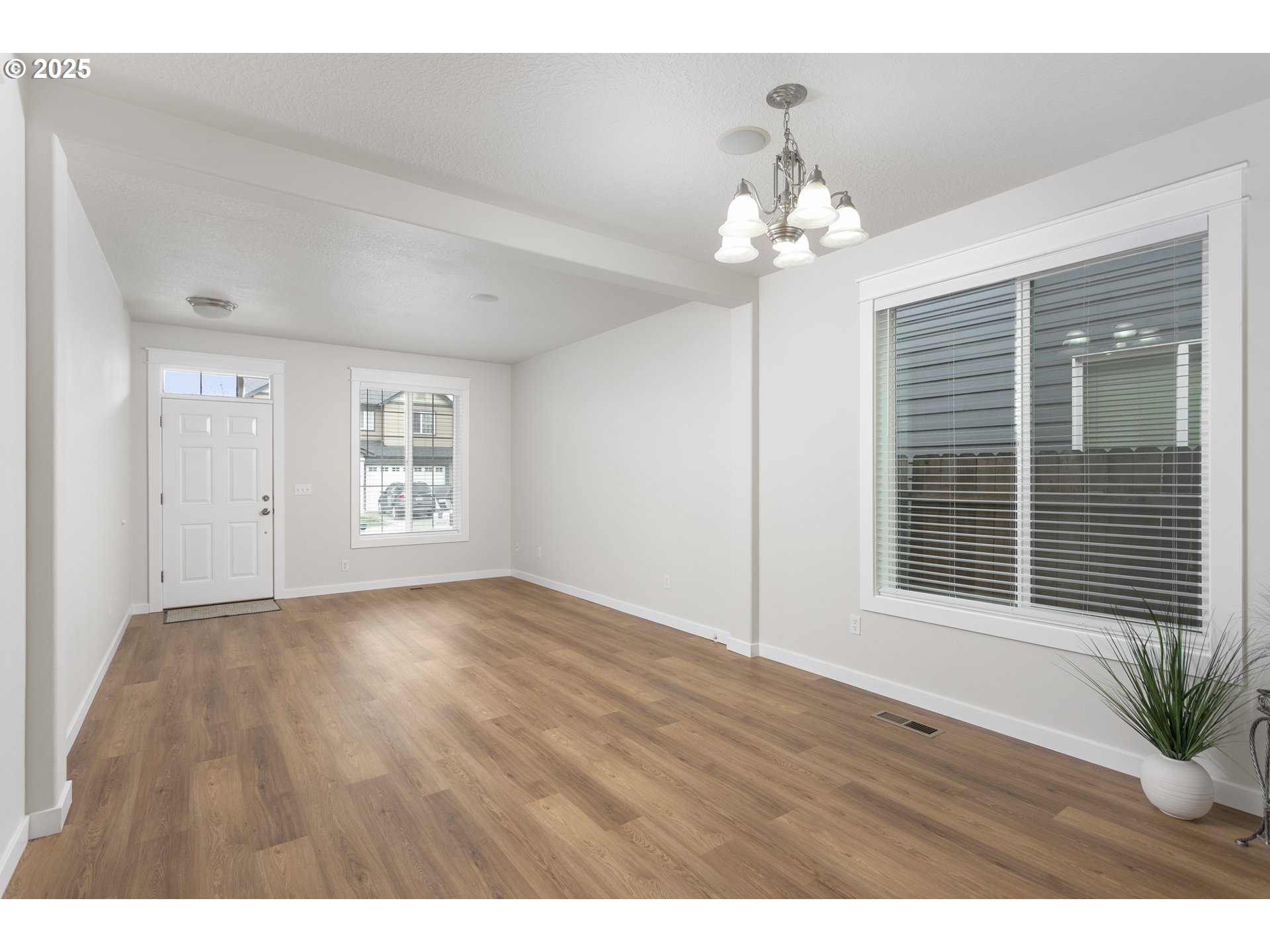 17020 Northeast 12th Avenue Ridgefield, WA 98642 - Photo 3 of 32 Gallery Image 3