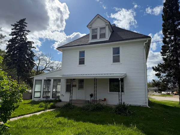 $165,000 | 1090 North 2nd Street, Platteville, WI 53818