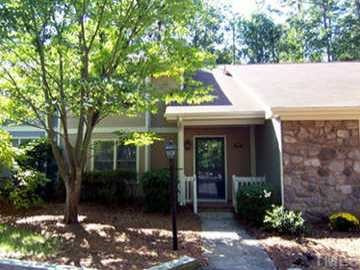 Great trad'l 2-story TH in North Ridge Villas! Fantastic loc in heart of N Ral near both I-440 & I-540 - walk to comm pool & tennis, grocery store, shops, restaurants & Millbrook Exchange Park! Exterior Front