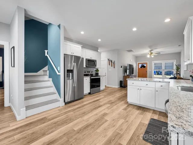 $390,000 | 28 Sage Crest Loop, Weaverville, NC 28787