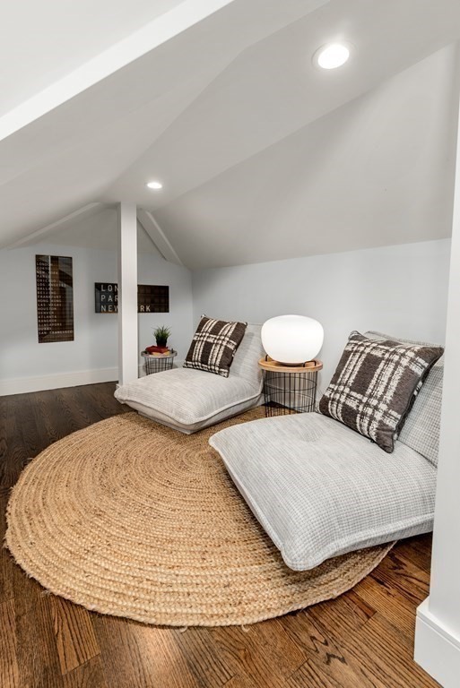 21 Louise Road, Unit 21 Newton, MA 02467 - Photo 20 of 29 Gallery Image 20