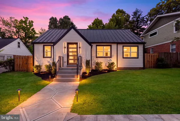 $939,000 | 417 Boyd Avenue, Takoma Park, MD 20912