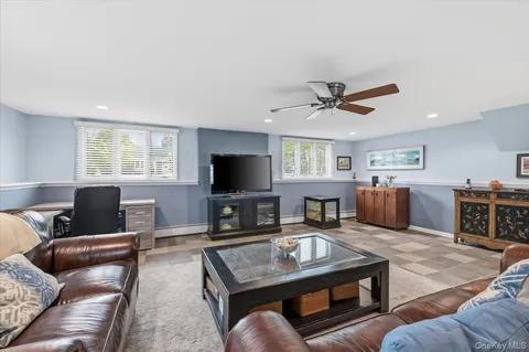 $899,000 | 29 Acme Avenue, Bethpage, NY 11714