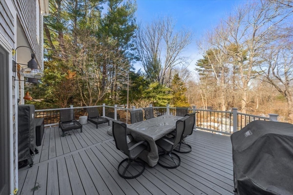 124 Captain Peirce Road Scituate, MA 02066 - Photo 16 of 24