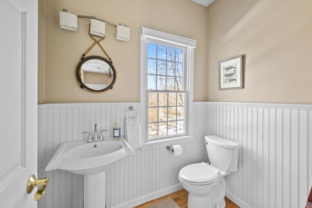 124 Captain Peirce Road Scituate, MA 02066 - Photo 7 of 24