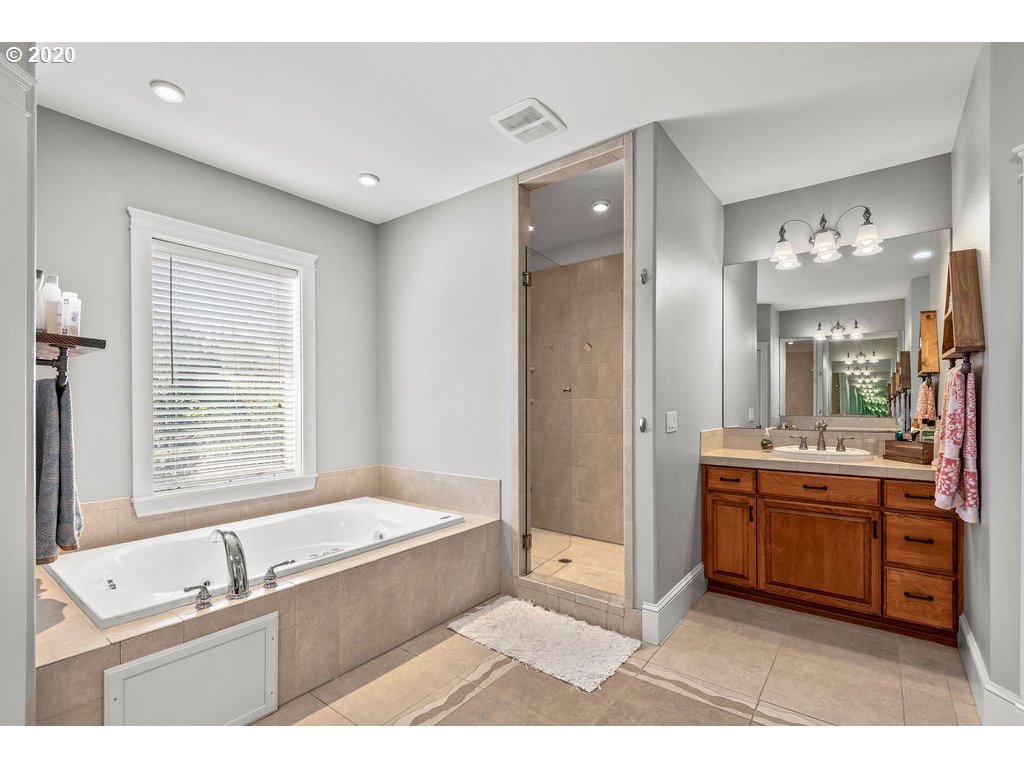 1102 Northeast 264th Street Ridgefield, WA 98642 - Photo 16 of 32