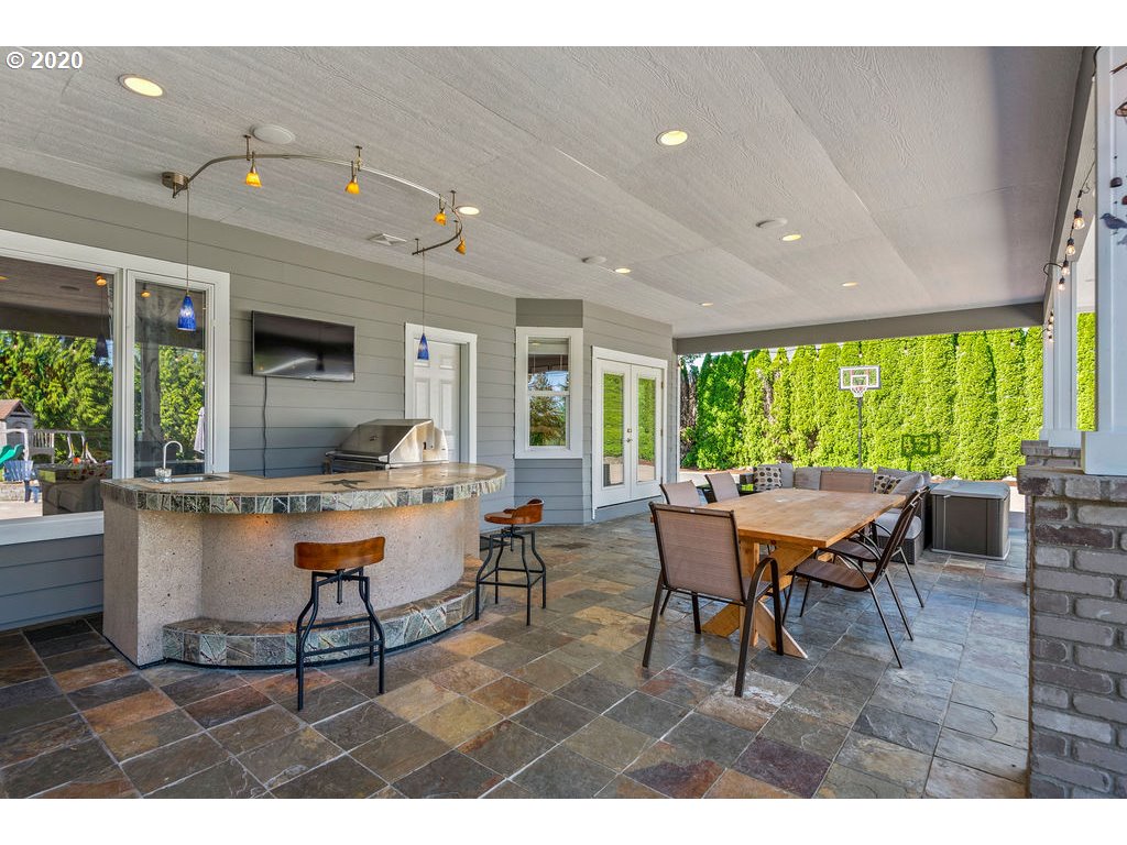 1102 Northeast 264th Street Ridgefield, WA 98642 - Photo 27 of 32