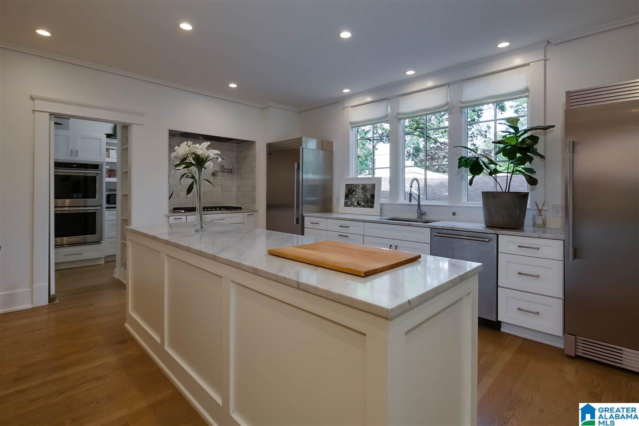 925 Essex Road Birmingham, AL 35222 - Photo 17 of 50