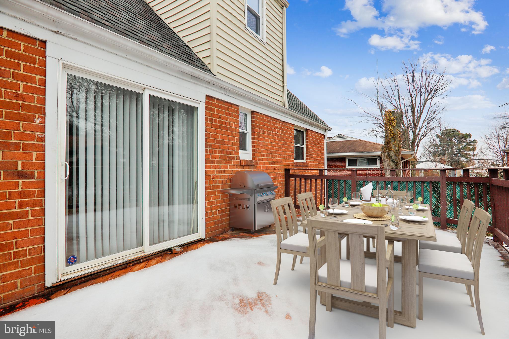 12702 Connecticut Avenue Silver Spring, MD 20906 - Photo 13 of 27 Exterior Deck