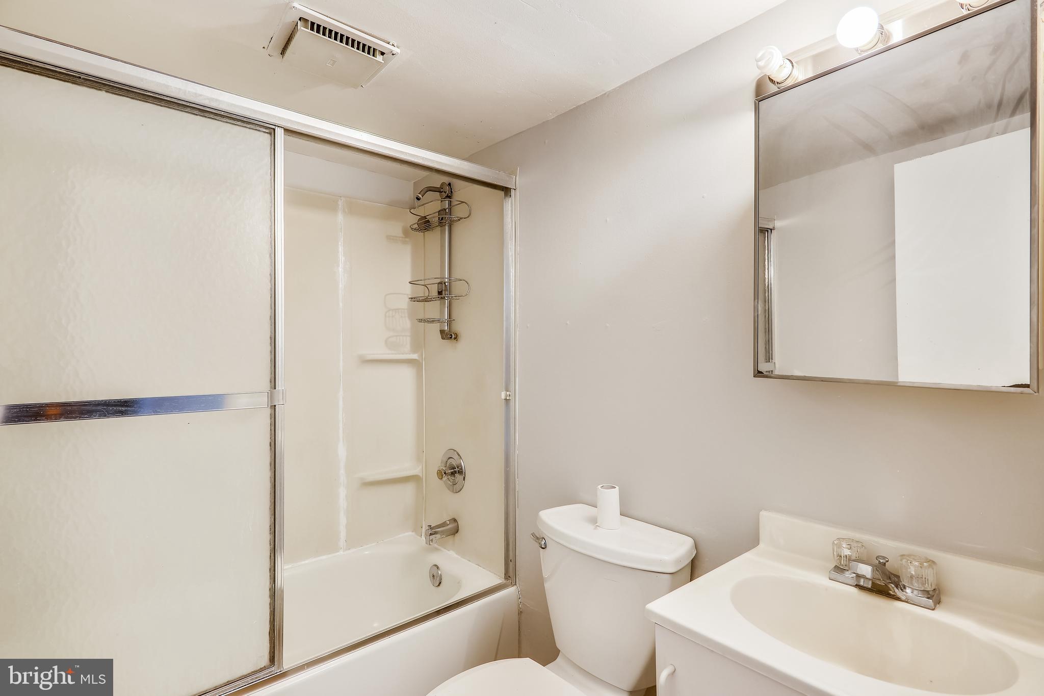 12702 Connecticut Avenue Silver Spring, MD 20906 - Photo 20 of 27 Basement Full Bath