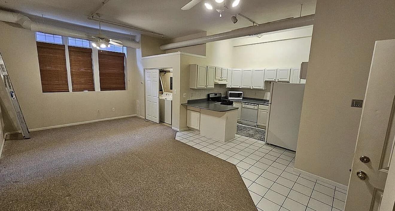 311 South Court Street, Unit 103 Crown Point, IN 46307 - Photo 3 of 11 1320x706